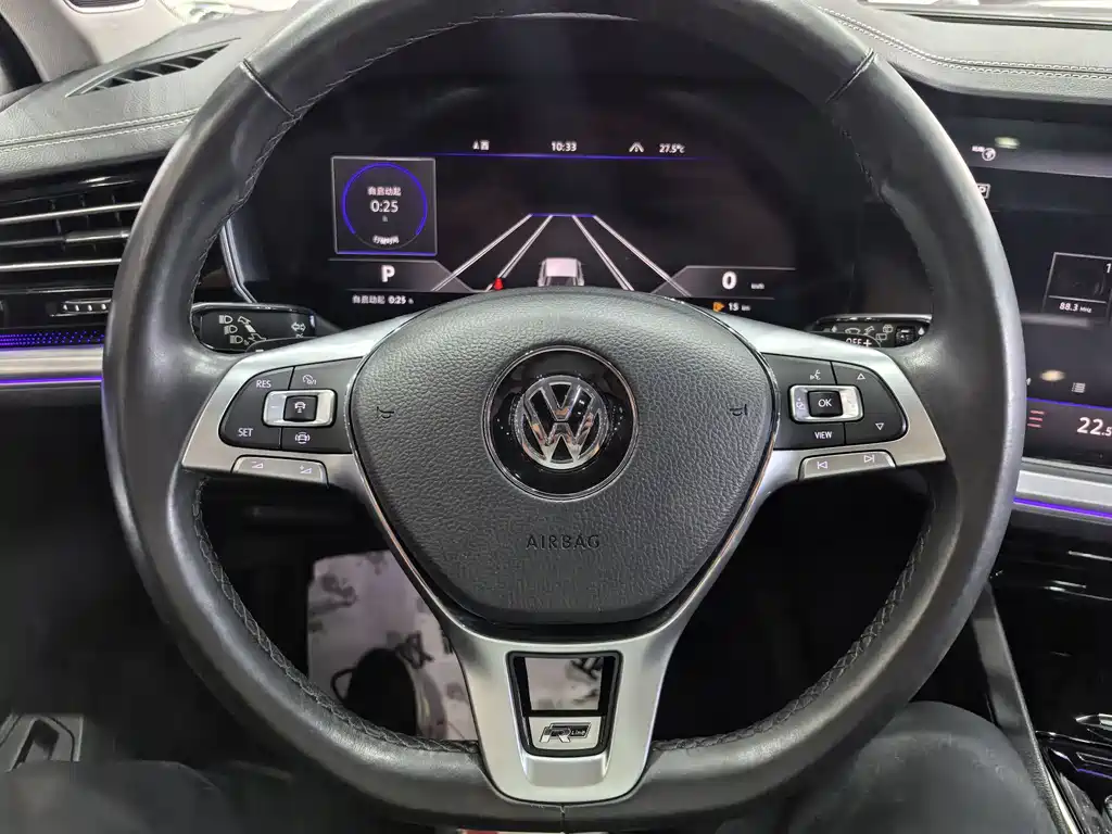 Volkswagen Touareg 2019 — фото 14