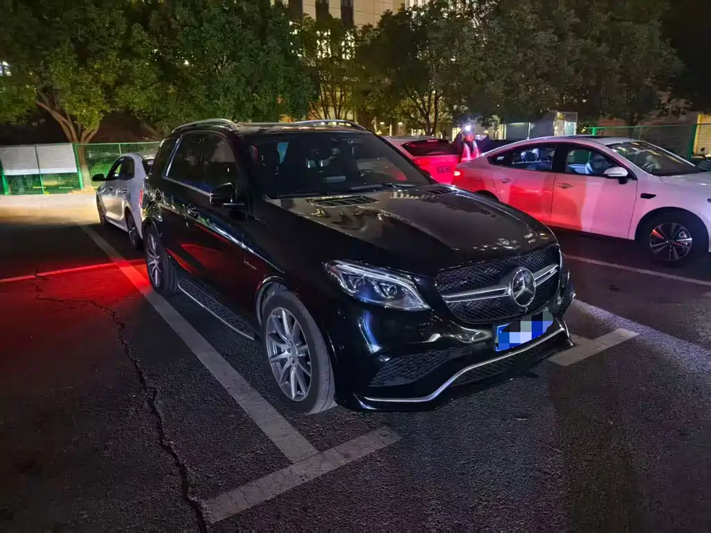 Mercedes-Benz GLE AMG 2019 — фото 1