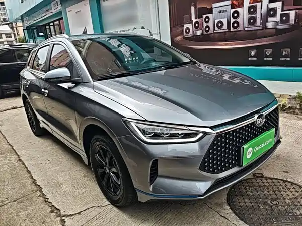 BYD e2 2022