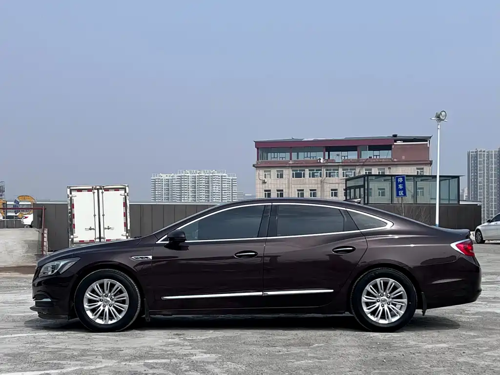 Buick LaCrosse 2017 — фото 7