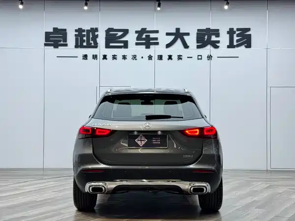 Mercedes-Benz GLA 2021