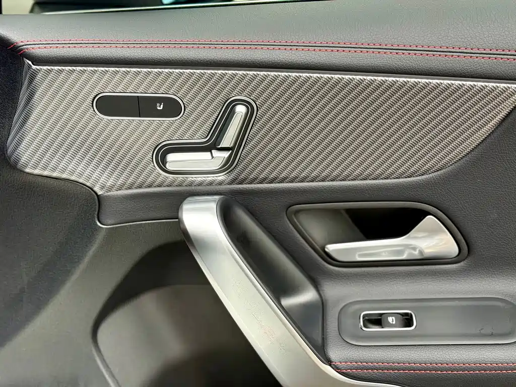 Mercedes-Benz A-Class 2025 — фото 31