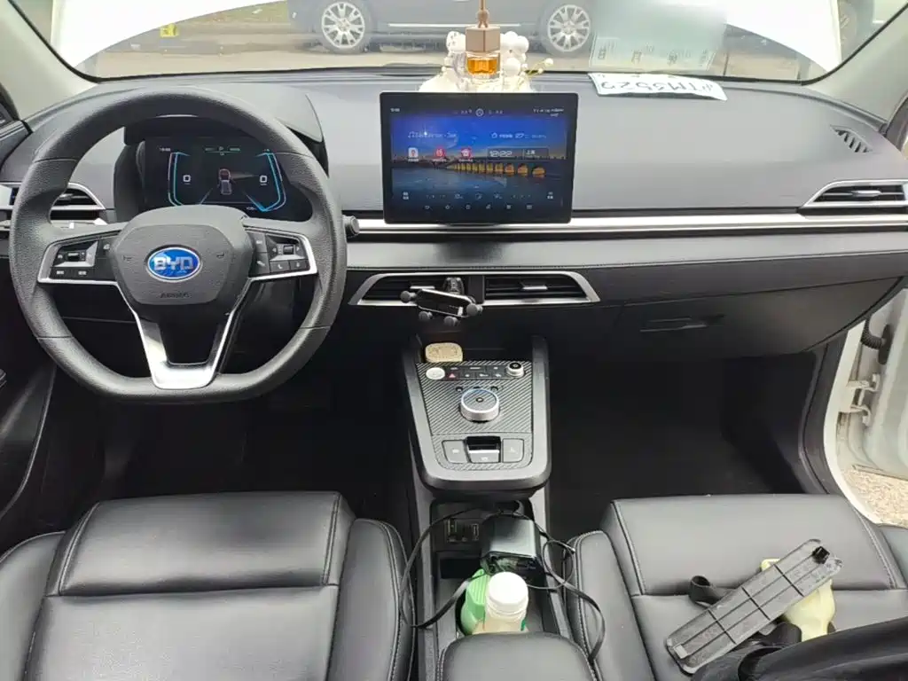 BYD e2 2020