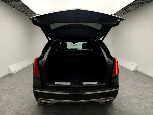 Cadillac XT5 2020 — фото 15