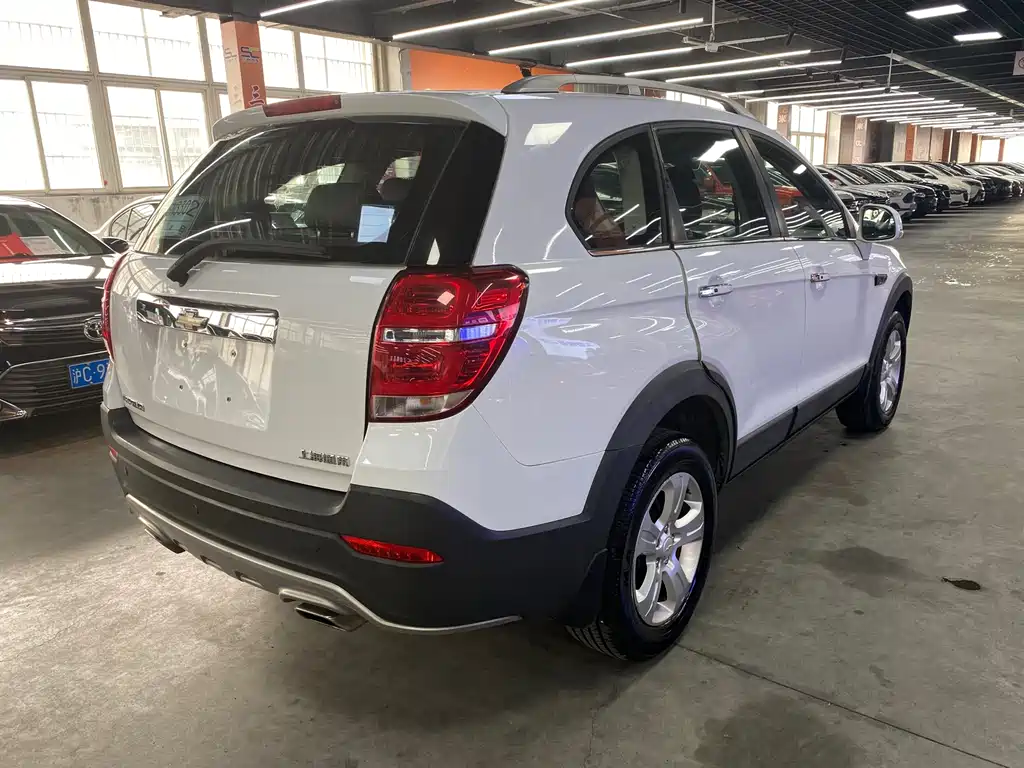 Chevrolet Captiva 2015 — фото 5