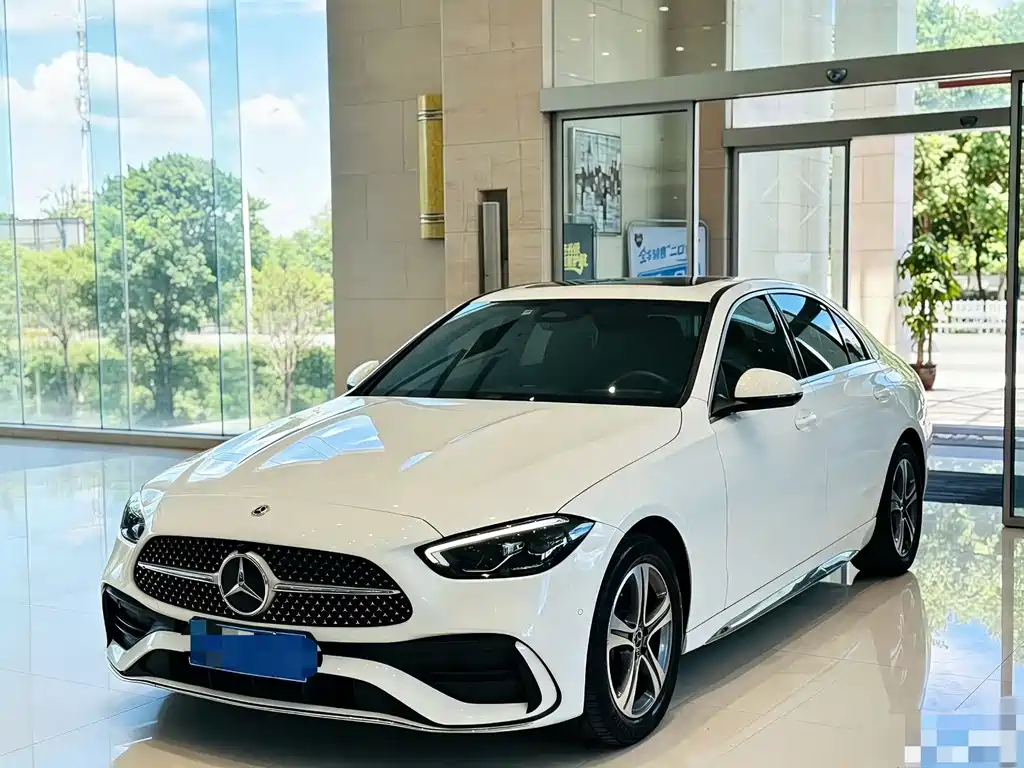 Mercedes-Benz C-Class 2022 — фото 1