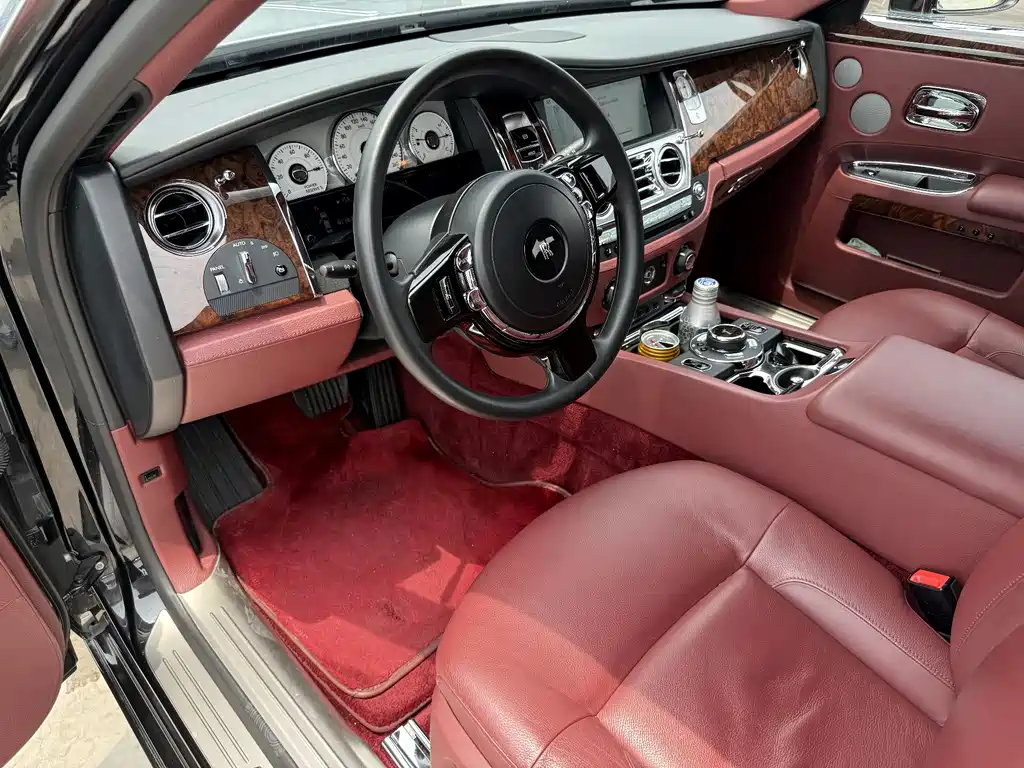 Rolls-Royce Ghost 2014