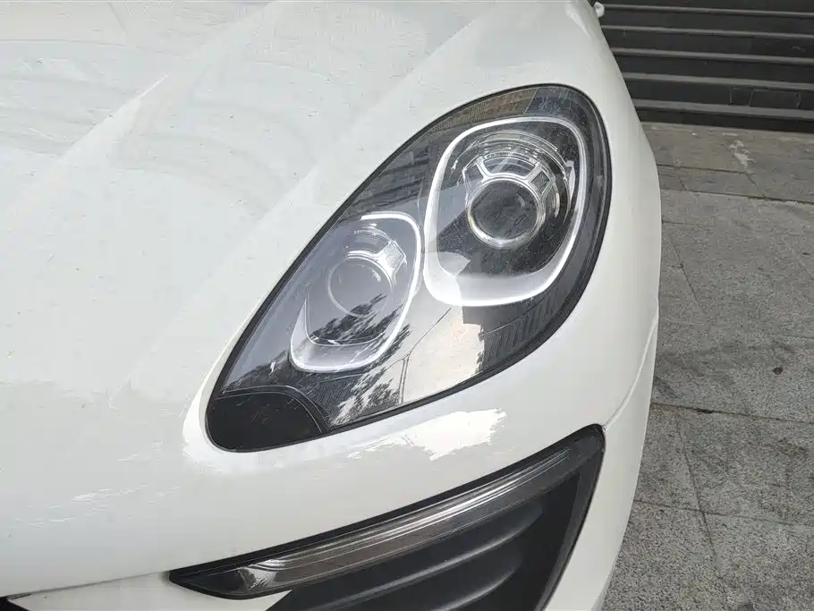 Porsche Macan 2018