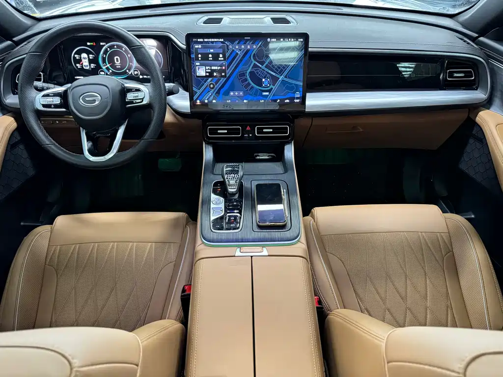 GAC Trumpchi GS8 2025 — фото 6