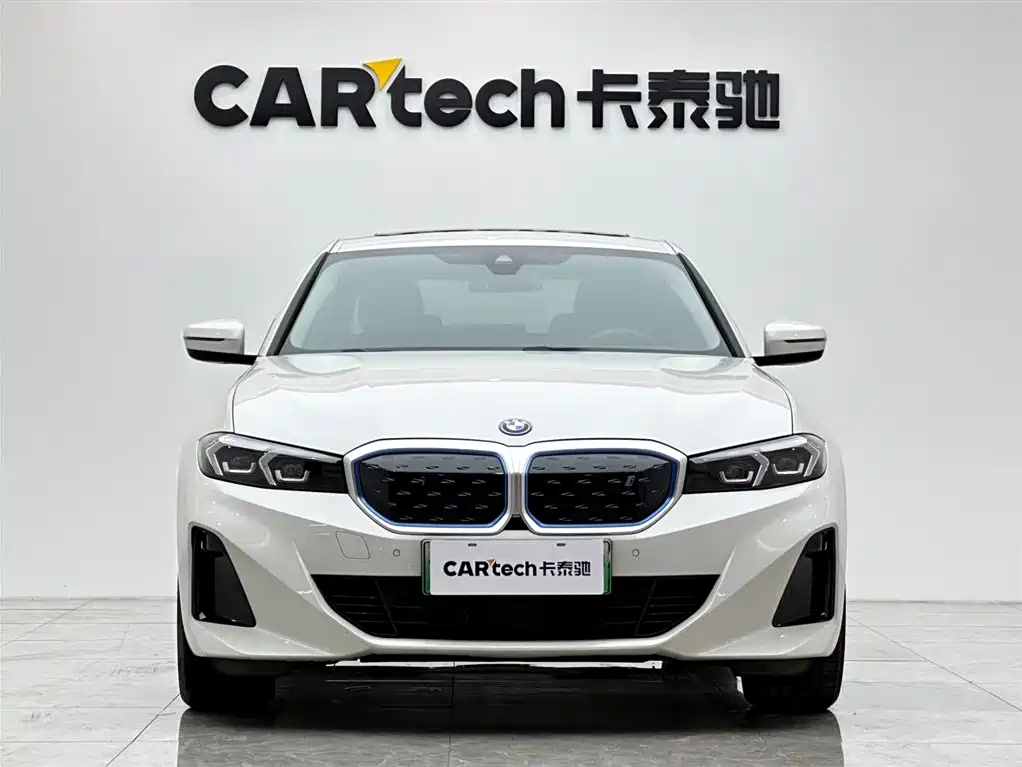 BMW i3 2025 — фото 6