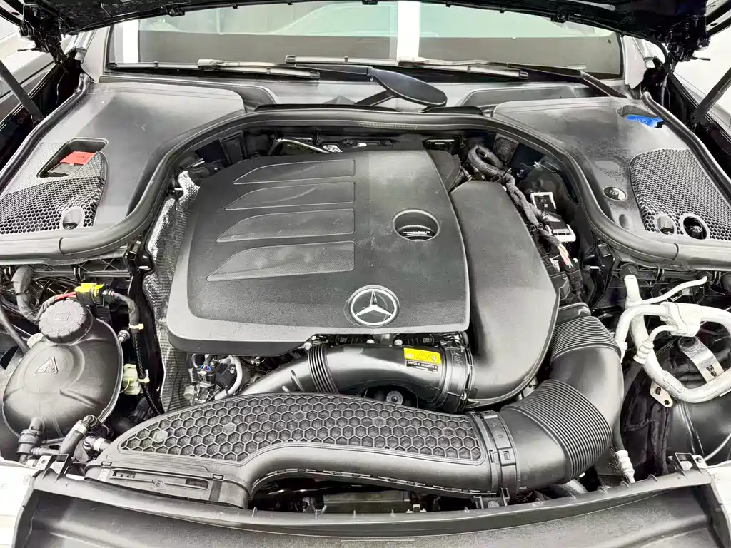 Mercedes-Benz E-Class 2023 — фото 26