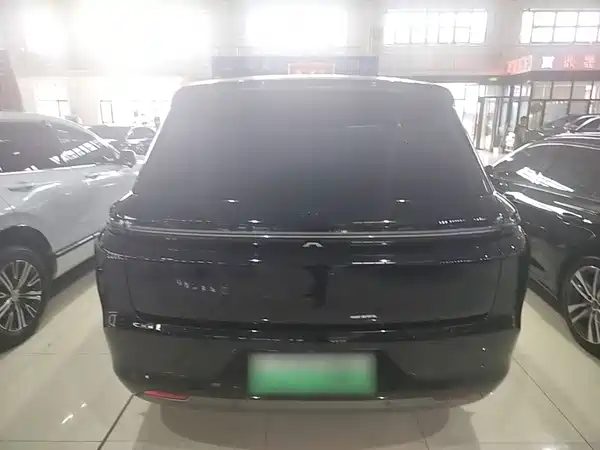 Li Auto L8 2024