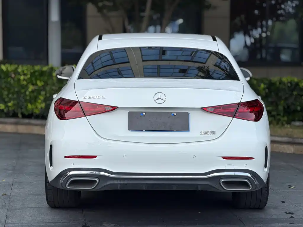 Mercedes-Benz C-Class 2023 — фото 10