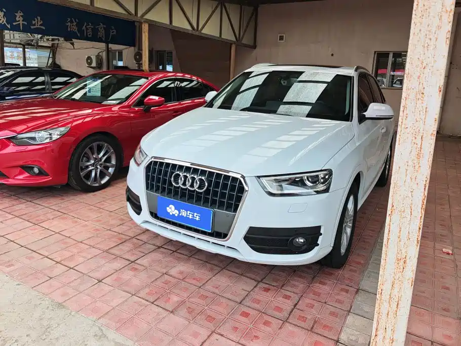 Audi Q3 2015