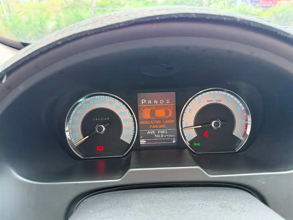 Jaguar XF 2008 — фото 21