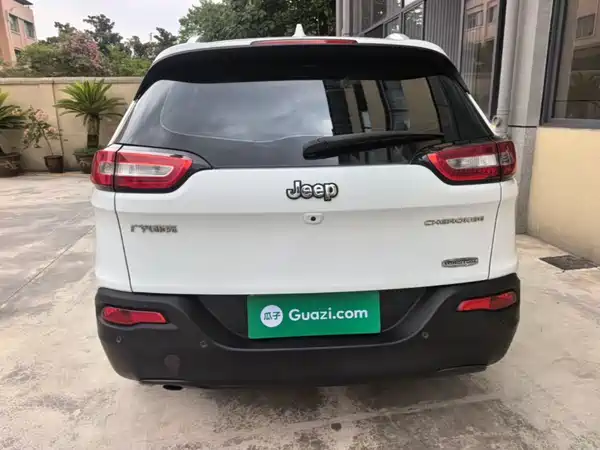 Jeep Cherokee 2017