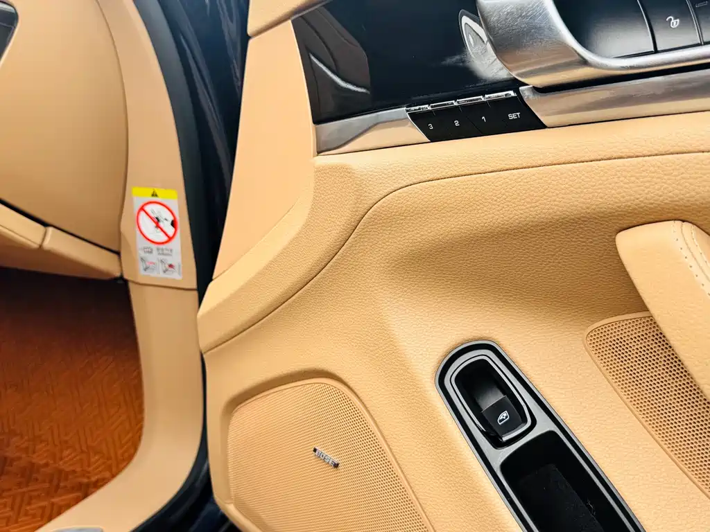 Porsche Panamera 2016 — фото 13
