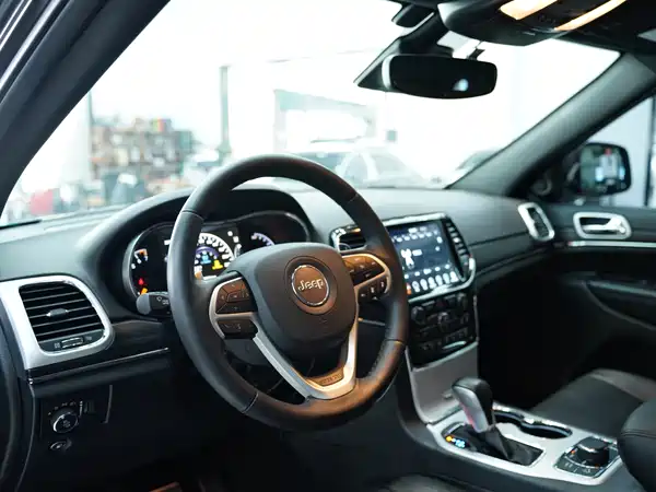 Jeep Grand Cherokee 2020