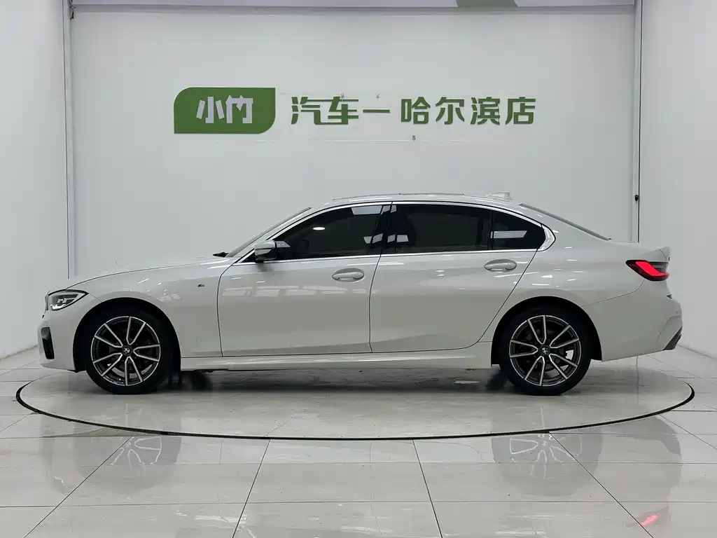 BMW 3 Series 2022
