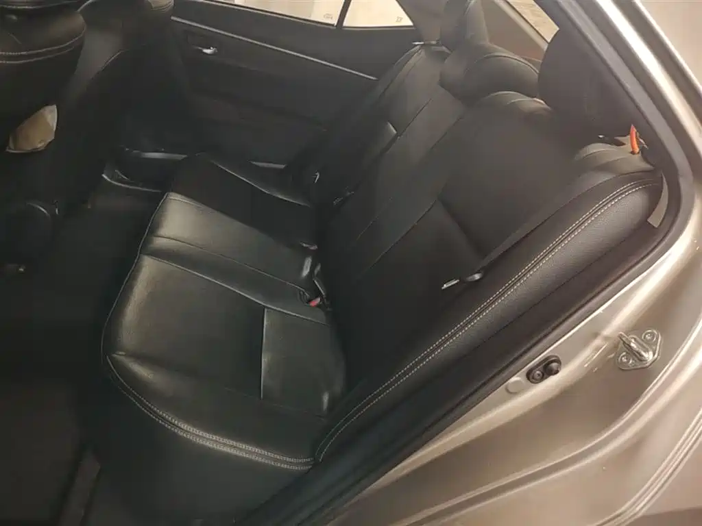 Toyota Corolla 2019 — фото 17
