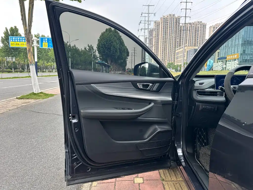 Chery Tiggo 8 PLUS 2021 — фото 8