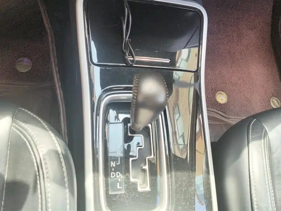 Mitsubishi Outlander 2020 — фото 16