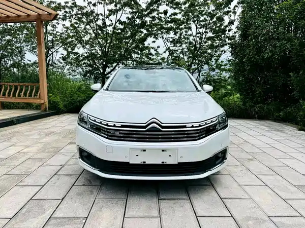 Citroën C6 2021
