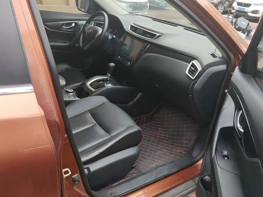 Nissan X-Trail 2015 — фото 8