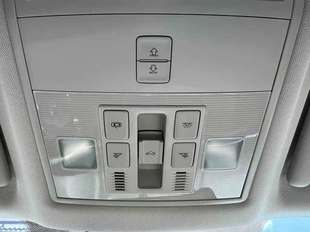 Skoda Korok 2022 — фото 16