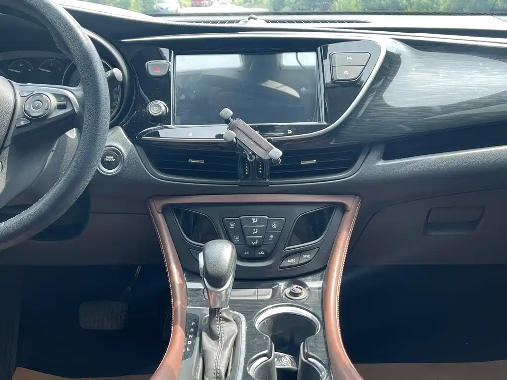 Buick Envision Plus 2021 — фото 14