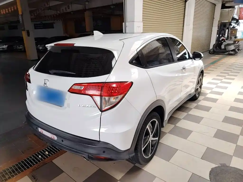 Honda Vezel 2020 — фото 7