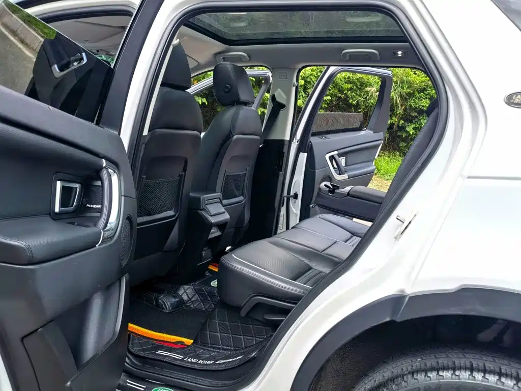 Land Rover Discovery Sport 2019 — фото 10