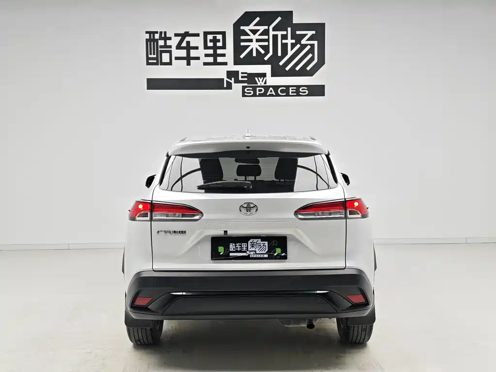 Toyota Frontlander 2023