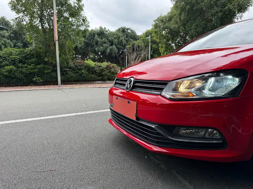 Volkswagen Polo 2018 — фото 26