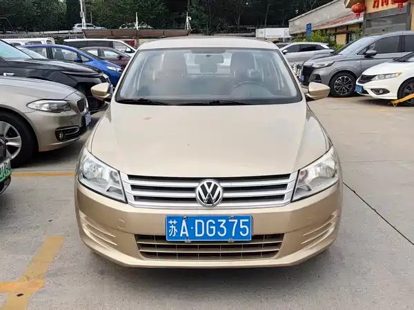 Volkswagen Santana 2013