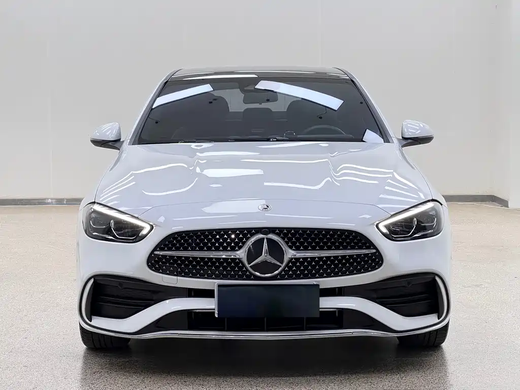 Mercedes-Benz C-Class 2022 — фото 1