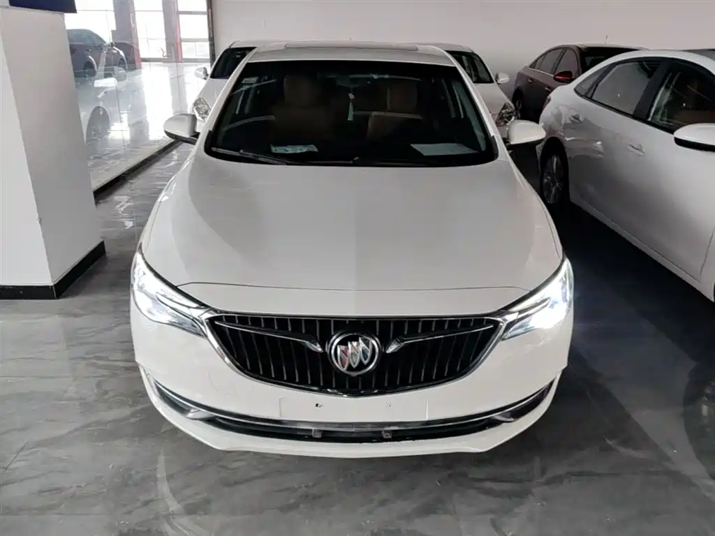 Buick Excelle 2019 — фото 3