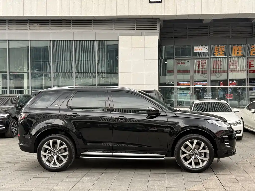 Land Rover Discovery Sport 2024 — фото 4