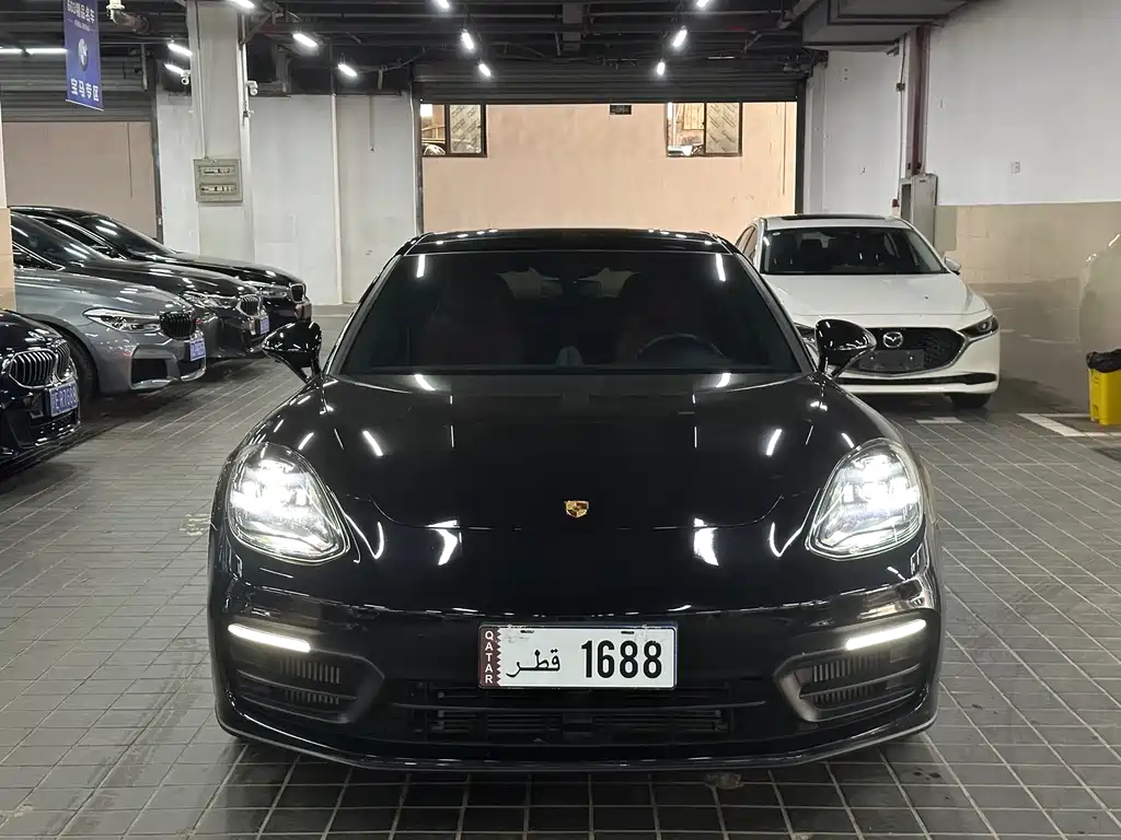 Porsche Panamera 2022