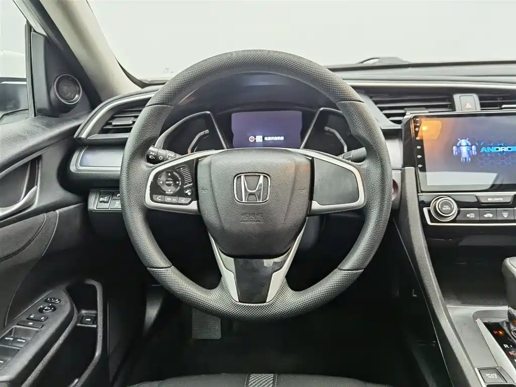 Honda Civic 2016 — фото 11