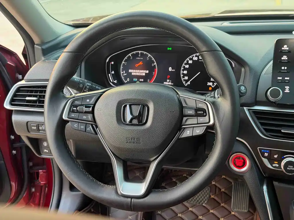 Honda Accord 2018 — фото 13