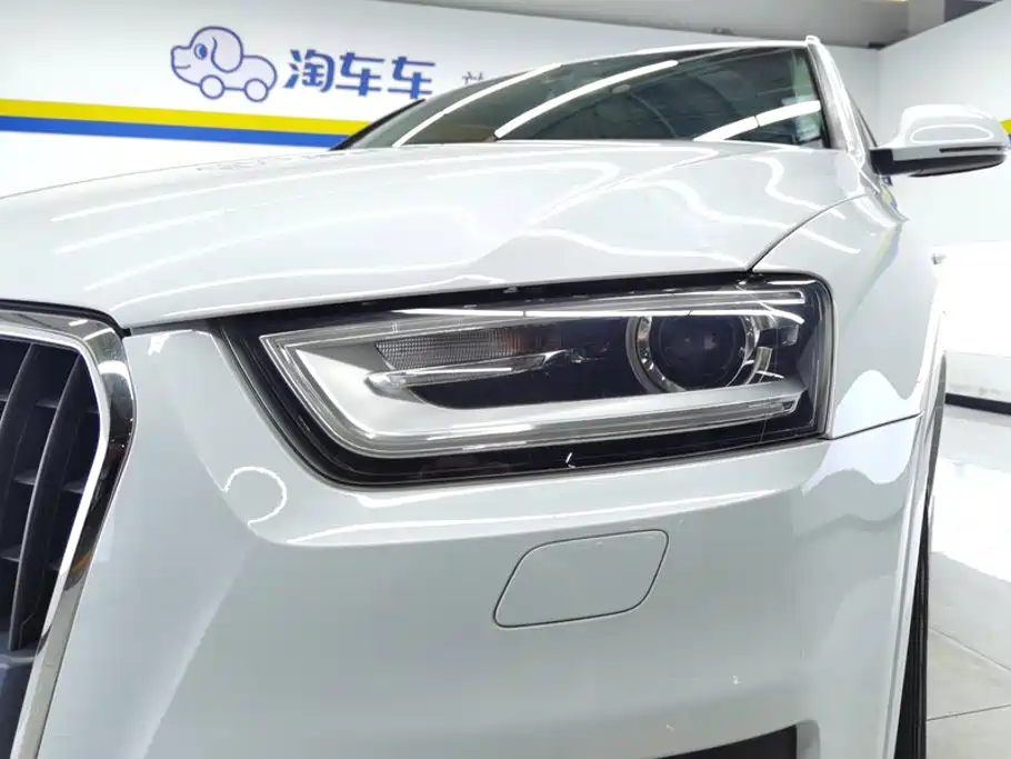 Audi Q3 2014