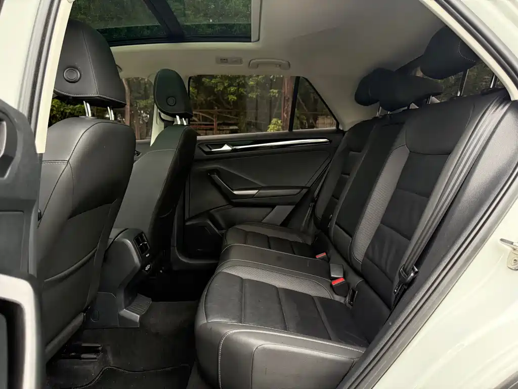 Volkswagen T-Roc 2020