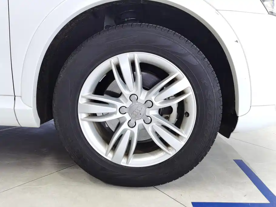 Audi Q3 2014