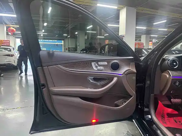 Mercedes-Benz E-Class 2017