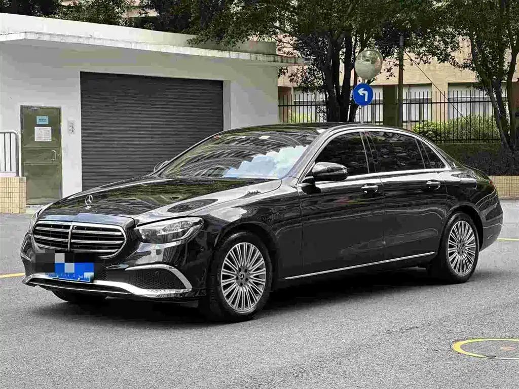 Mercedes-Benz E-Class 2021 — фото 2