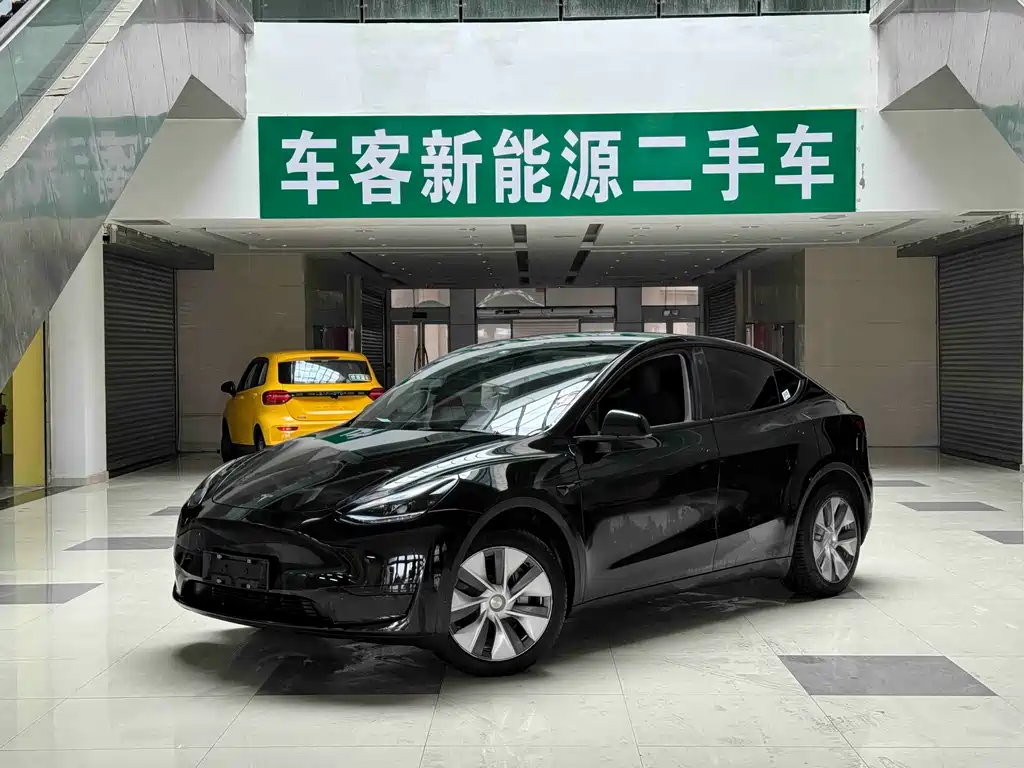 Tesla Model Y 2022 — фото 1