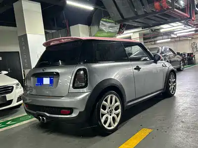 MINI MINI 2011