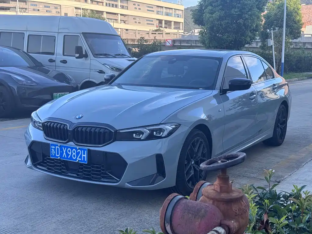 BMW 3 Series 2025