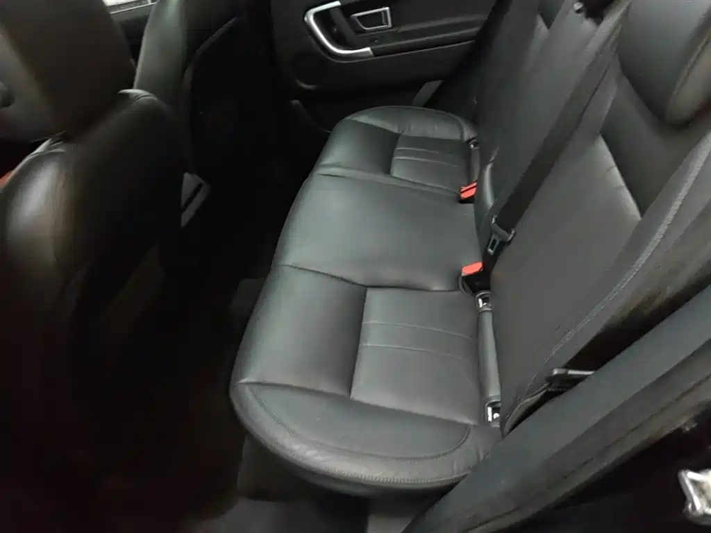 Land Rover Discovery Sport 2019 — фото 17